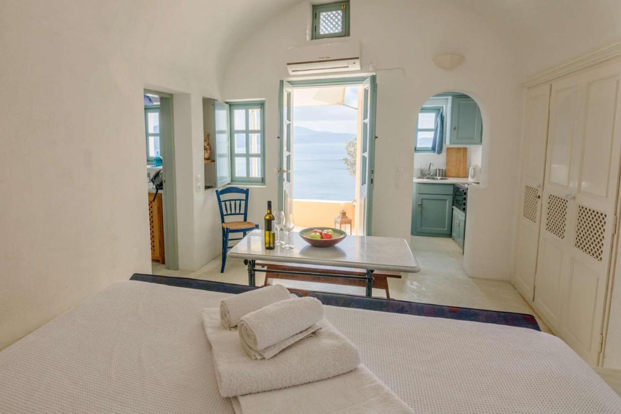 Zoe Aegeas Traditional Houses Oia  Exterior photo