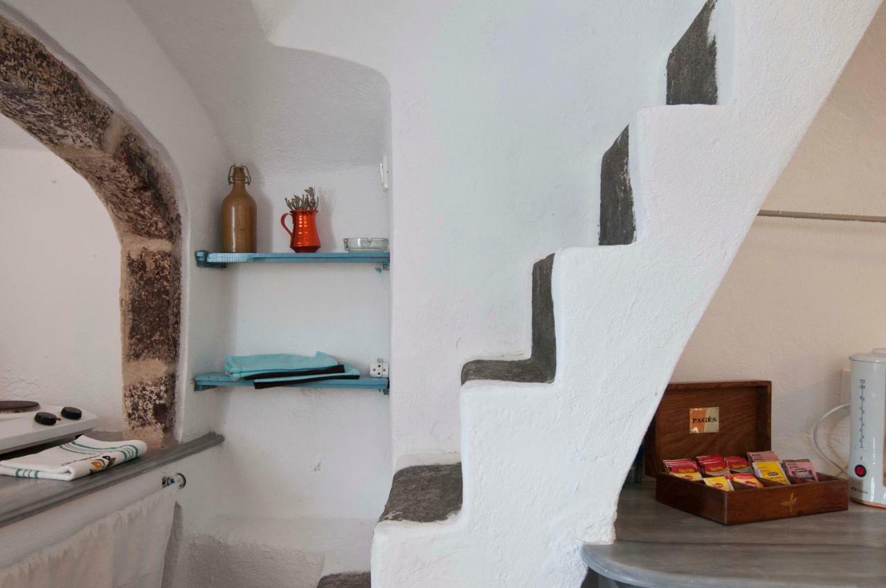 Zoe Aegeas Traditional Houses Oia  Exterior photo