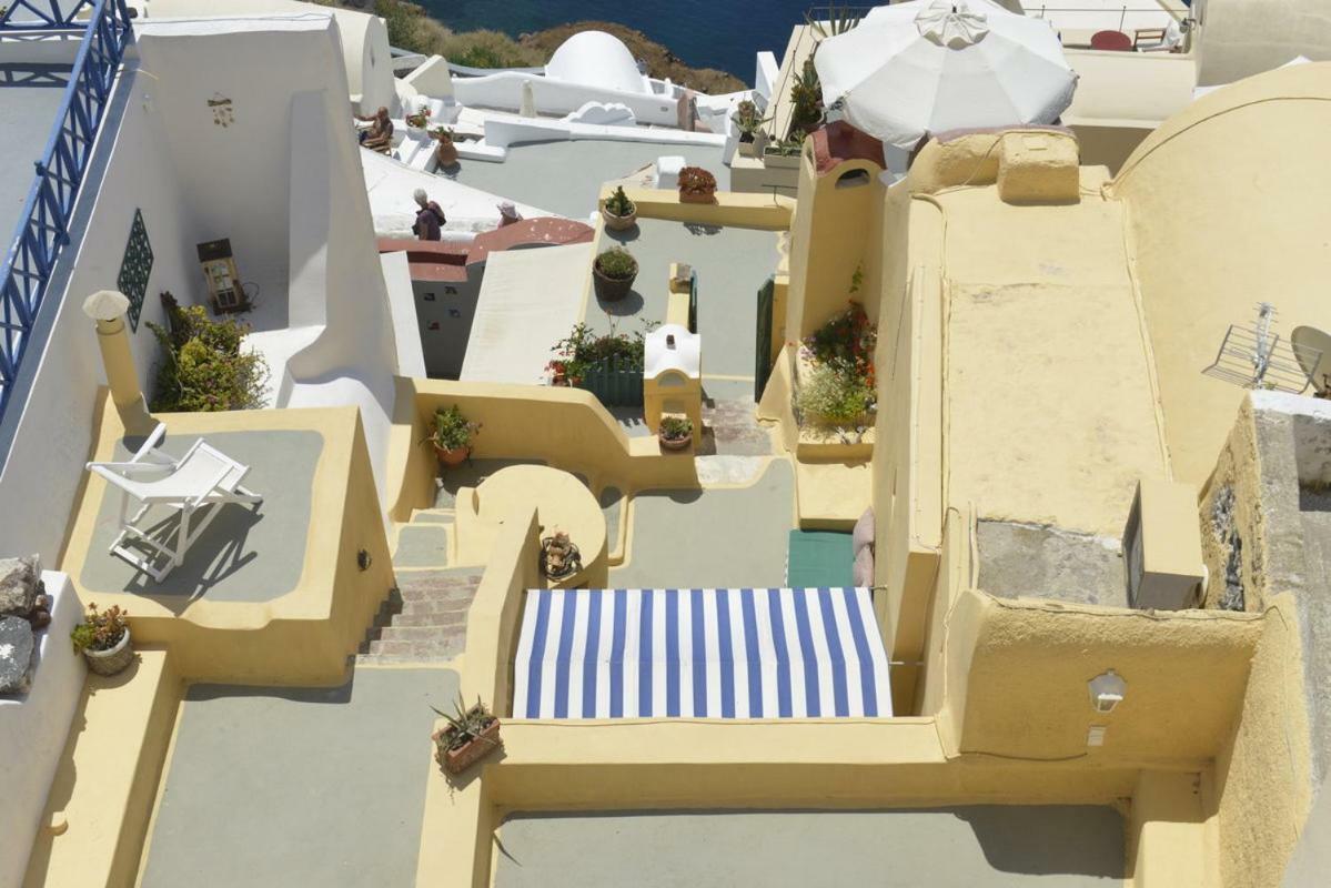 Zoe Aegeas Traditional Houses Oia  Exterior photo